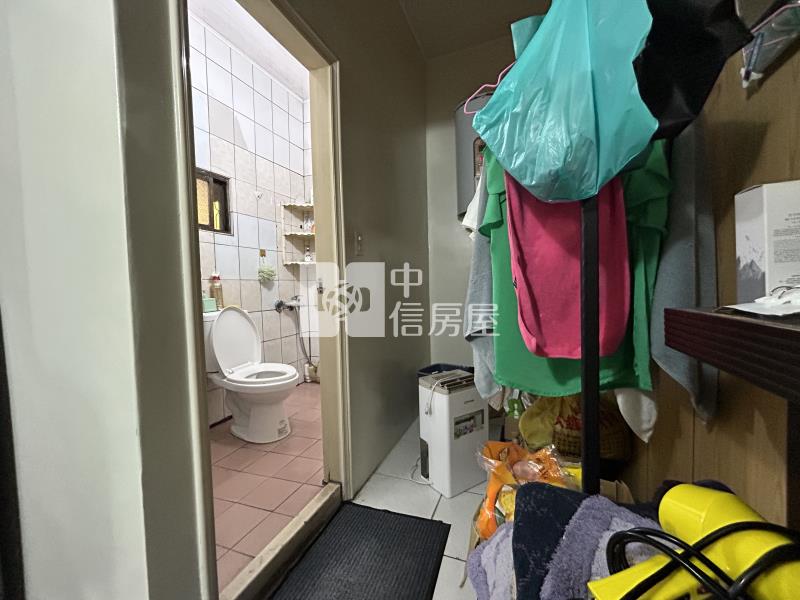 水湳6米大面寬商業用店住房屋室內格局與周邊環境