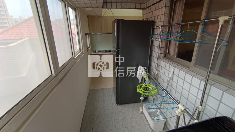 小靜獨家-南區人文綠蔭環繞電梯三房雙車位房屋室內格局與周邊環境
