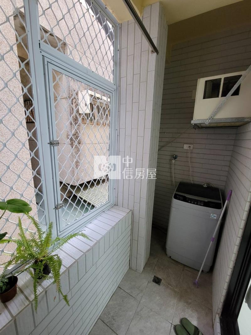 近成大整新五套房透天房屋室內格局與周邊環境