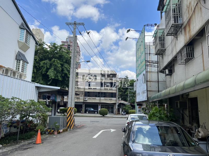 近五權車站臨路方正商業用地房屋室內格局與周邊環境