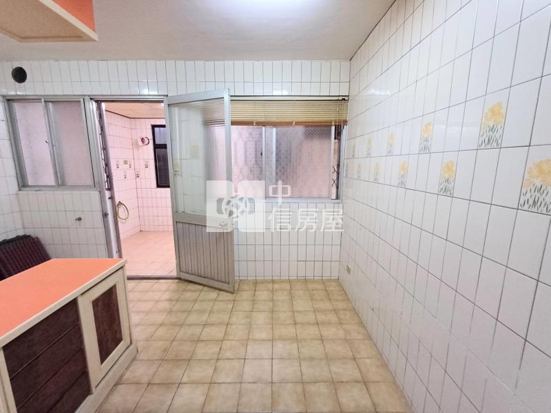 松和街臨路美別墅房屋室內格局與周邊環境