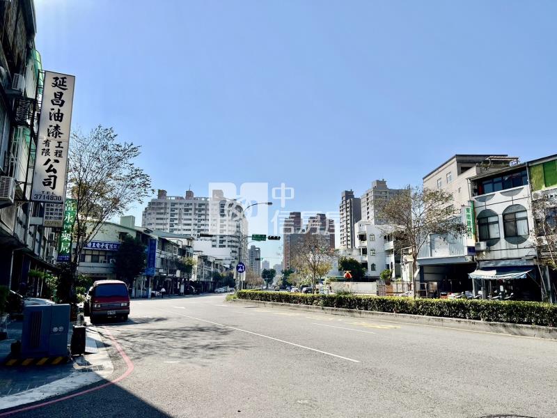 大降價商業區收租透店套房屋室內格局與周邊環境