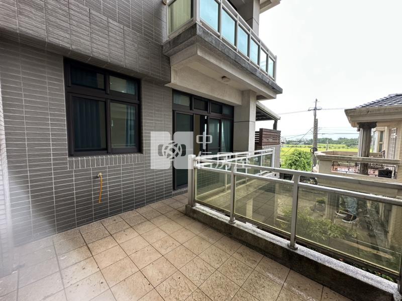 近青埔A19稀有3主臥房車(露台戶)房屋室內格局與周邊環境