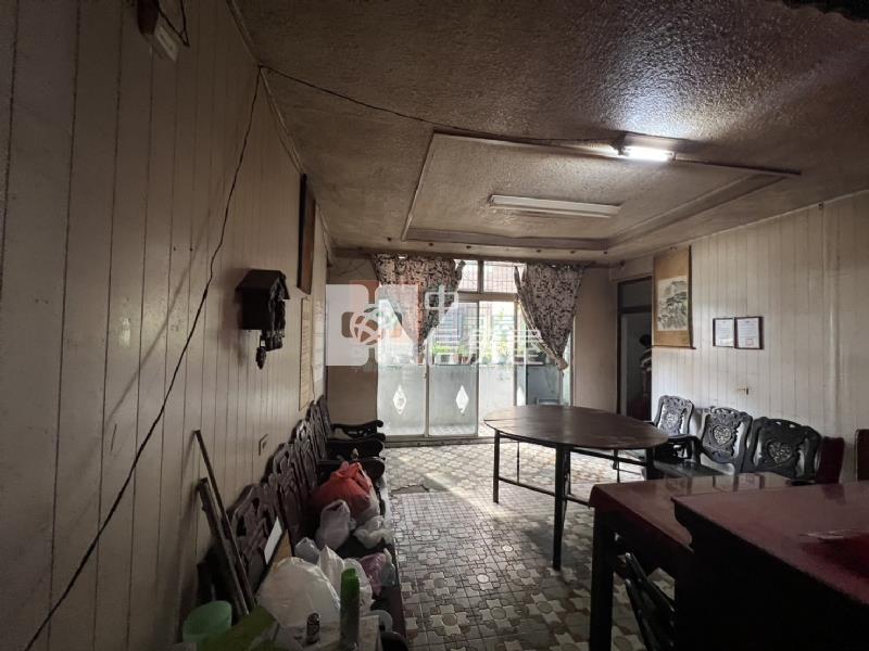 民富商圈雙透天房屋室內格局與周邊環境