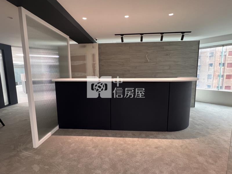 七期市政府站大空間商辦房屋室內格局與周邊環境