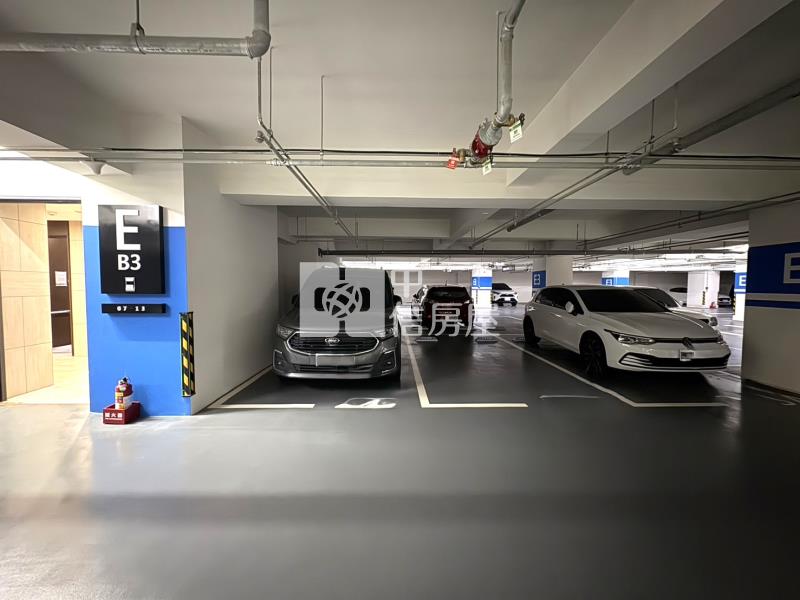 總太聚作2房平車房屋室內格局與周邊環境