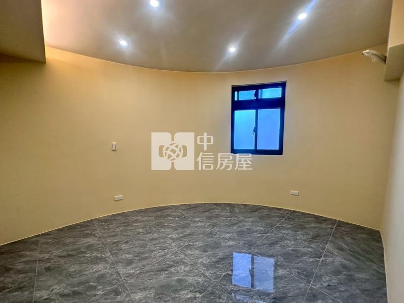 ●中正路精美四房房屋室內格局與周邊環境