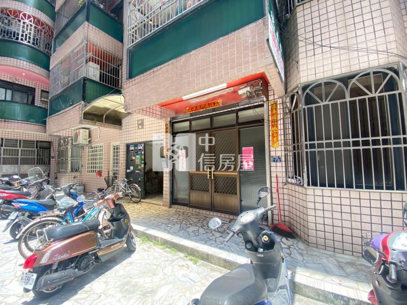 斗南市區雙套房華廈房屋室內格局與周邊環境