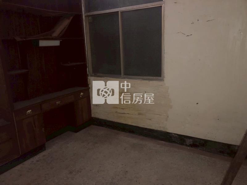 中埔中華路透天房屋室內格局與周邊環境