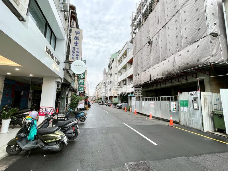 一中商圈改套商一透天房屋室內格局與周邊環境