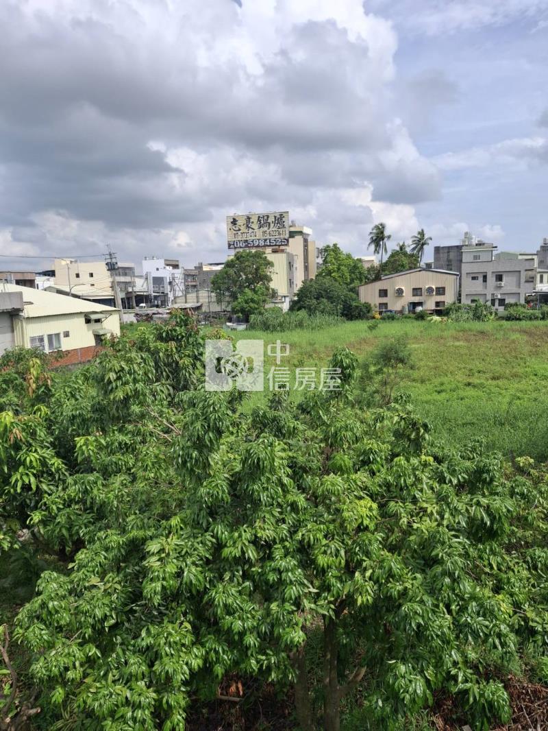 湖內臨省道大面積都內農地房屋室內格局與周邊環境