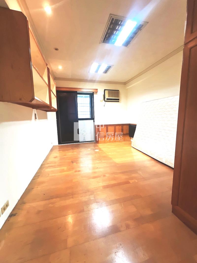 草悟道超級大美三房房屋室內格局與周邊環境