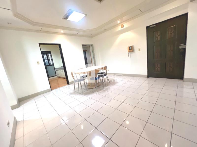 草悟道超級大美三房房屋室內格局與周邊環境