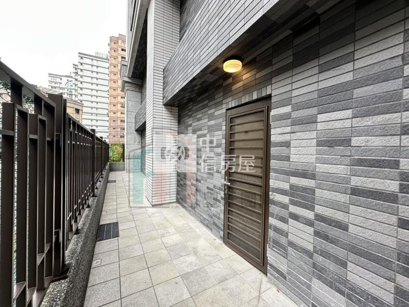 【豐禾】平鎮站前金店面雙車位房屋室內格局與周邊環境
