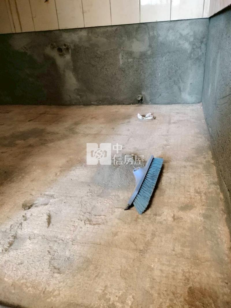 港坪國小3房車位大樓房屋室內格局與周邊環境