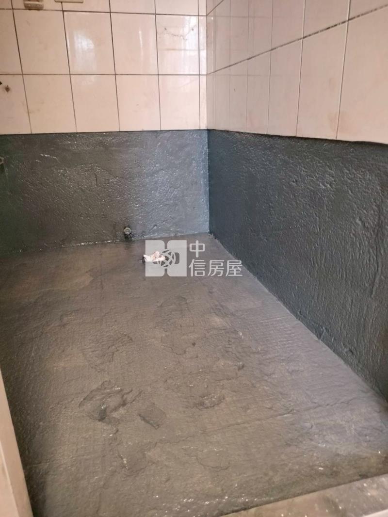 港坪國小3房車位大樓房屋室內格局與周邊環境