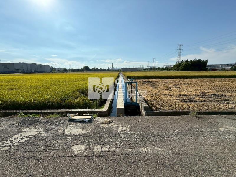 烏日高鐵基地旁農地房屋室內格局與周邊環境