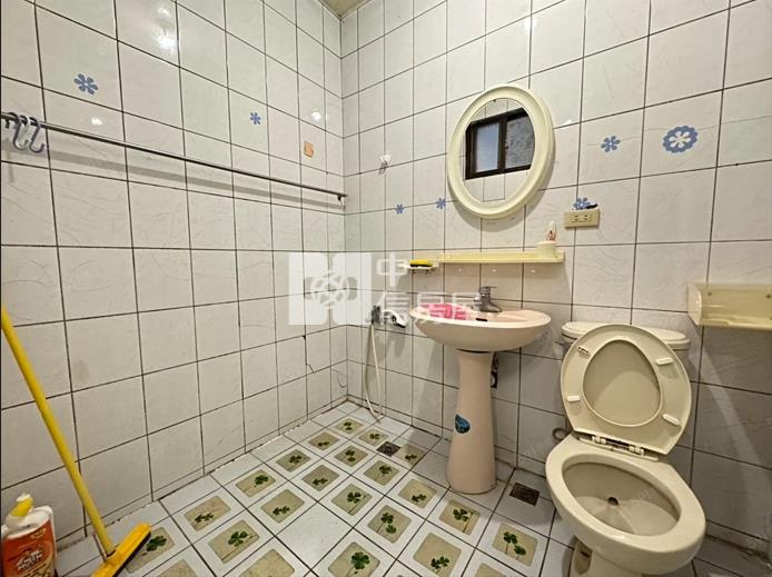 內壢國中一樓美2房房屋室內格局與周邊環境