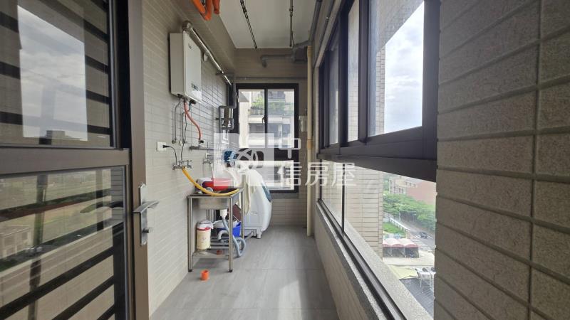 青埔特區三房+雙車位房屋室內格局與周邊環境