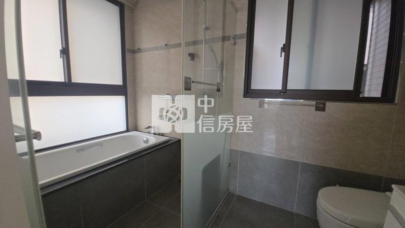 青埔特區三房+雙車位房屋室內格局與周邊環境