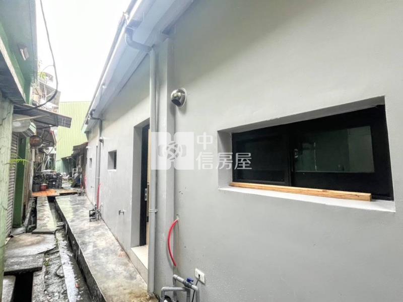 近國稅局整新優質透天A房屋室內格局與周邊環境