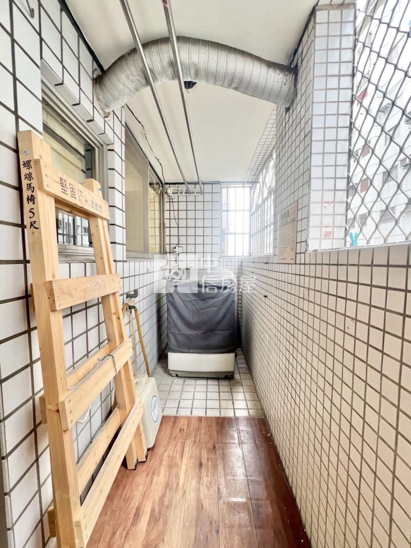 南區車位美廈房屋室內格局與周邊環境