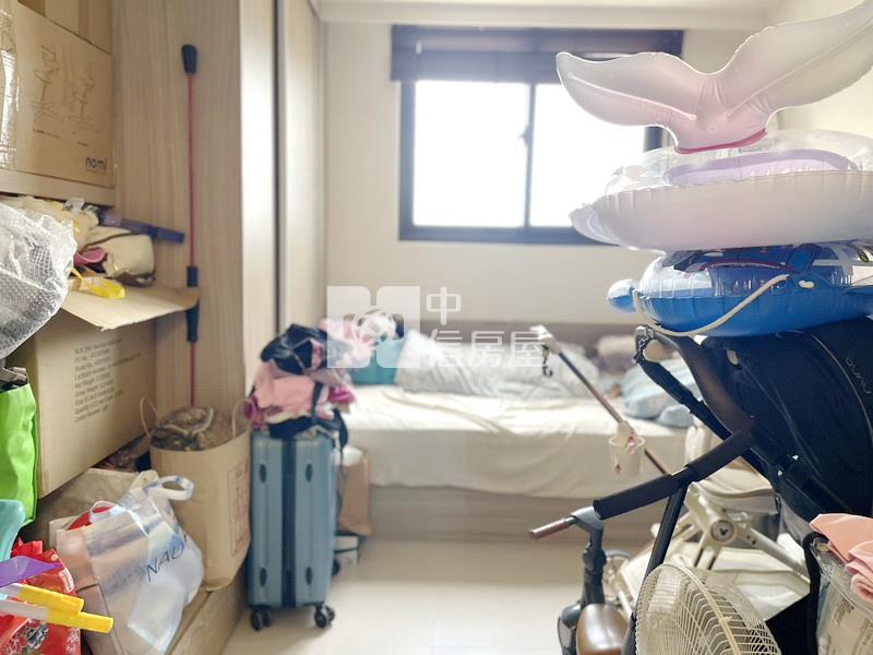 昭陽君品3+1房雙車位房屋室內格局與周邊環境