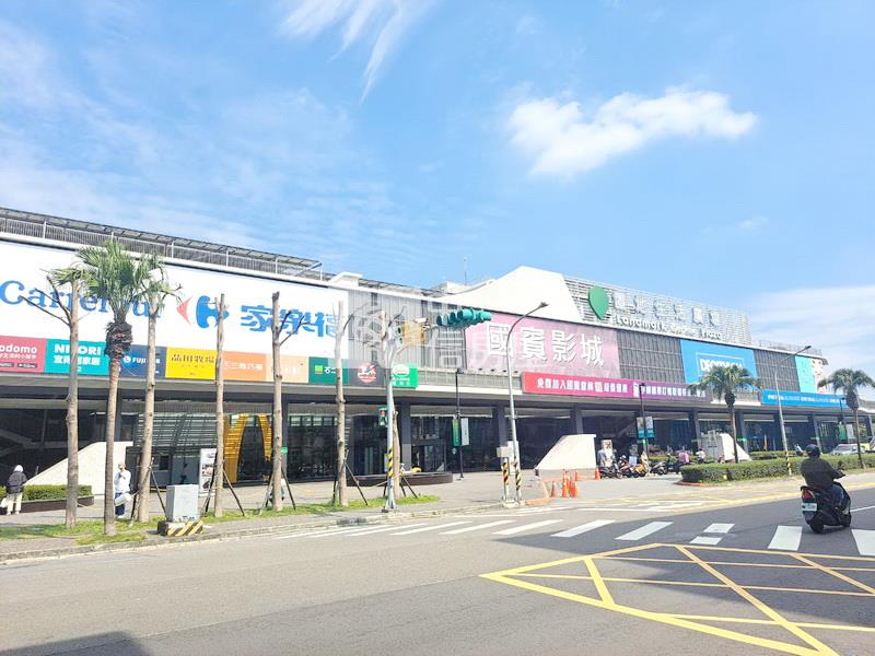 昭陽君品3+1房雙車位房屋室內格局與周邊環境