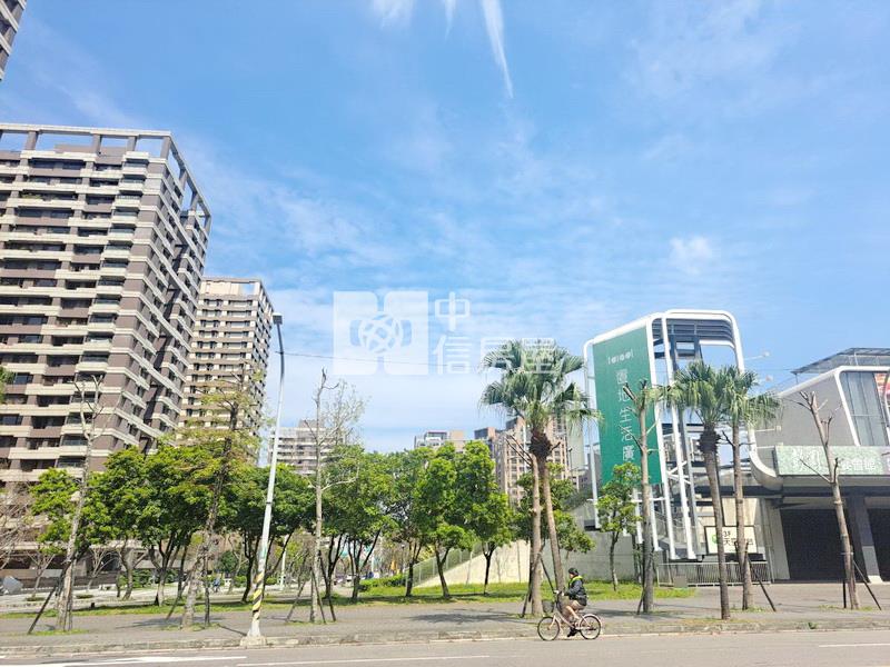 昭陽君品3+1房雙車位房屋室內格局與周邊環境