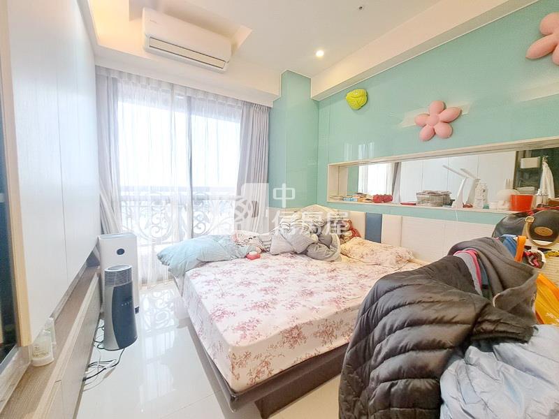 昭陽君品3+1房雙車位房屋室內格局與周邊環境