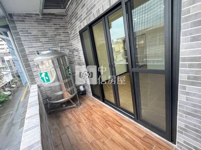 近國稅局整新優質透天B房屋室內格局與周邊環境