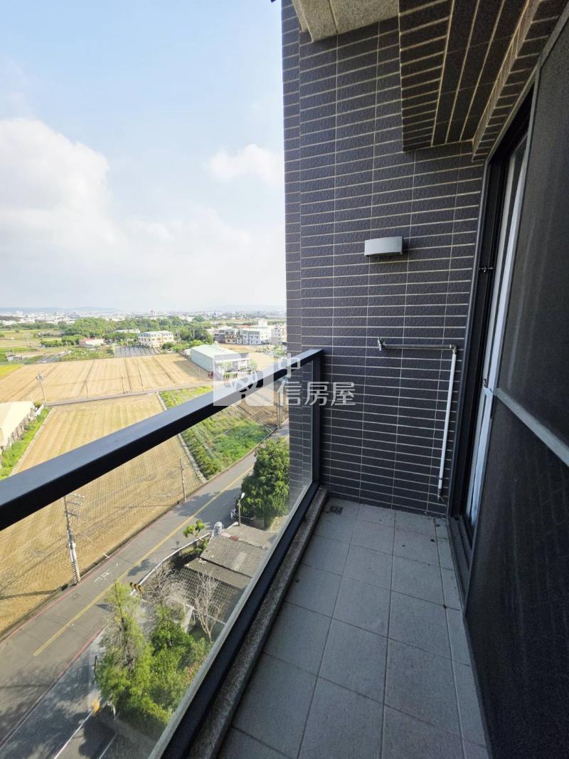 薪自在高樓層無限視野三房平車房屋室內格局與周邊環境