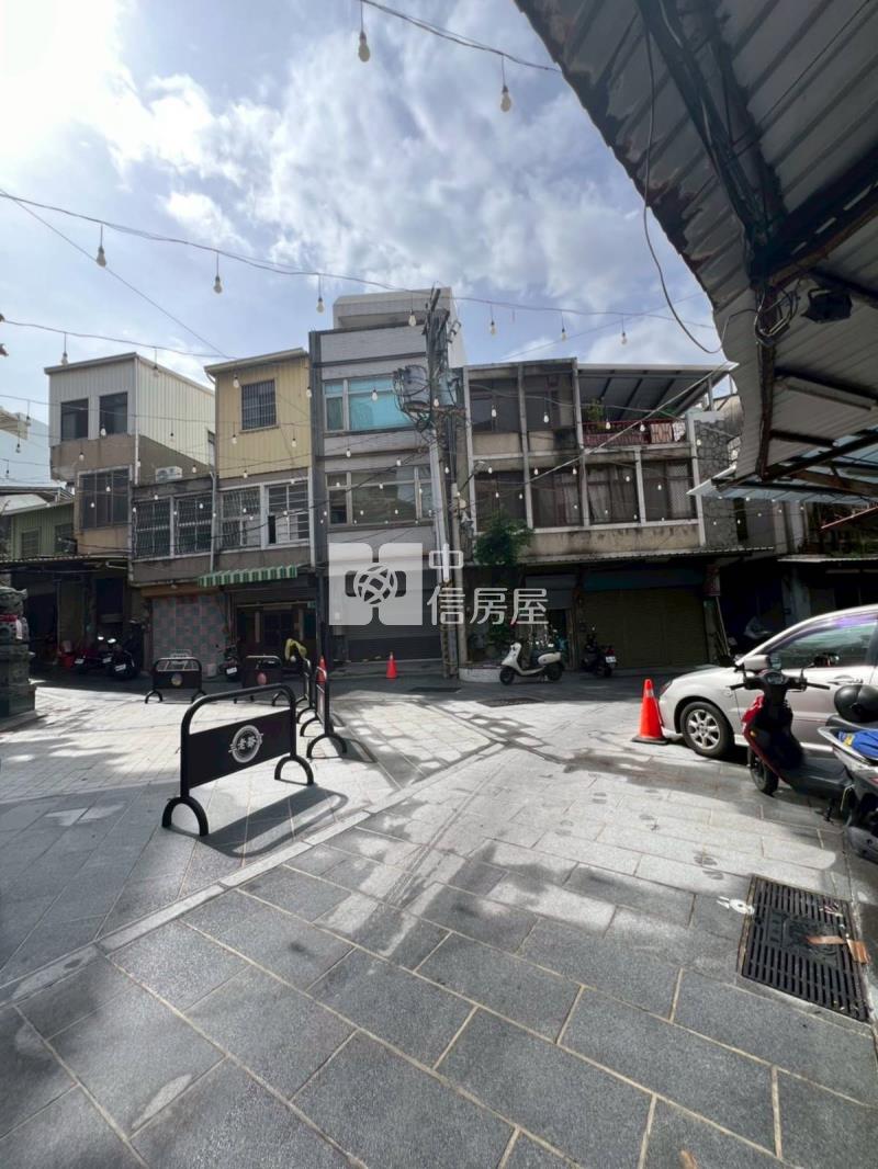 鴨母寮商用黃金發財金店面房屋室內格局與周邊環境
