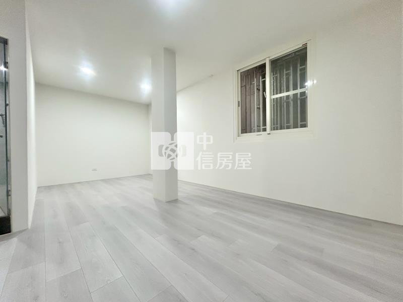 大面寬四套房臨路透天房屋室內格局與周邊環境