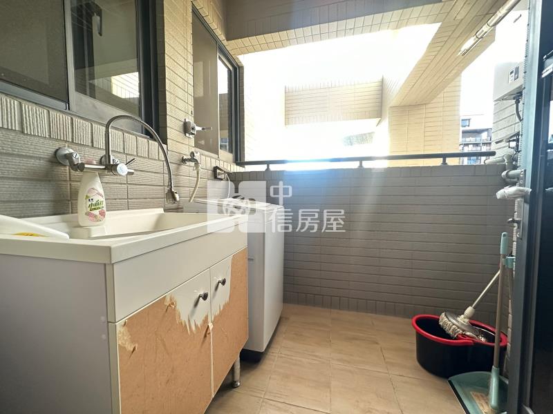 北屯興安商圈一點利市場三房平車房屋室內格局與周邊環境