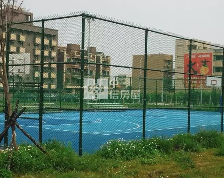 稀有釋出！保障宮旁住2美建地房屋室內格局與周邊環境