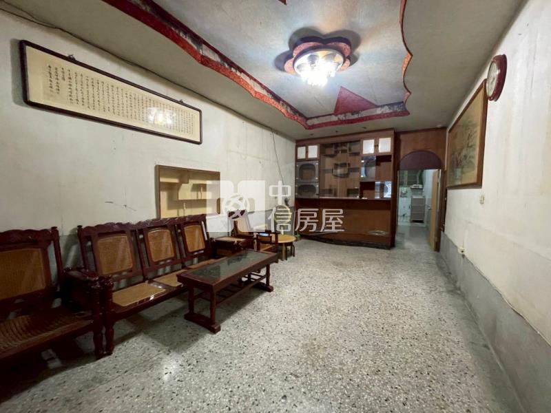垂楊國小旁透天房屋室內格局與周邊環境