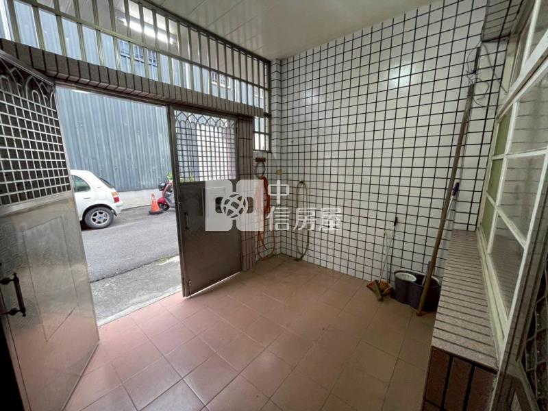 垂楊國小旁透天房屋室內格局與周邊環境