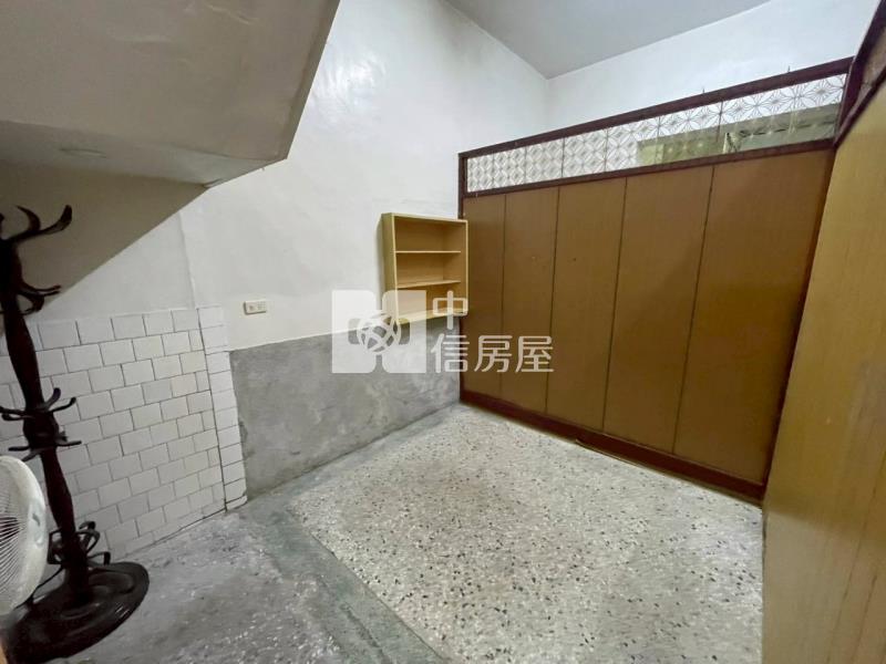 垂楊國小旁透天房屋室內格局與周邊環境