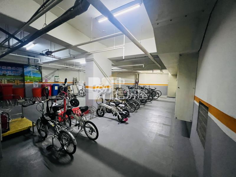 【玖禾】A17精裝潢大三房車房屋室內格局與周邊環境