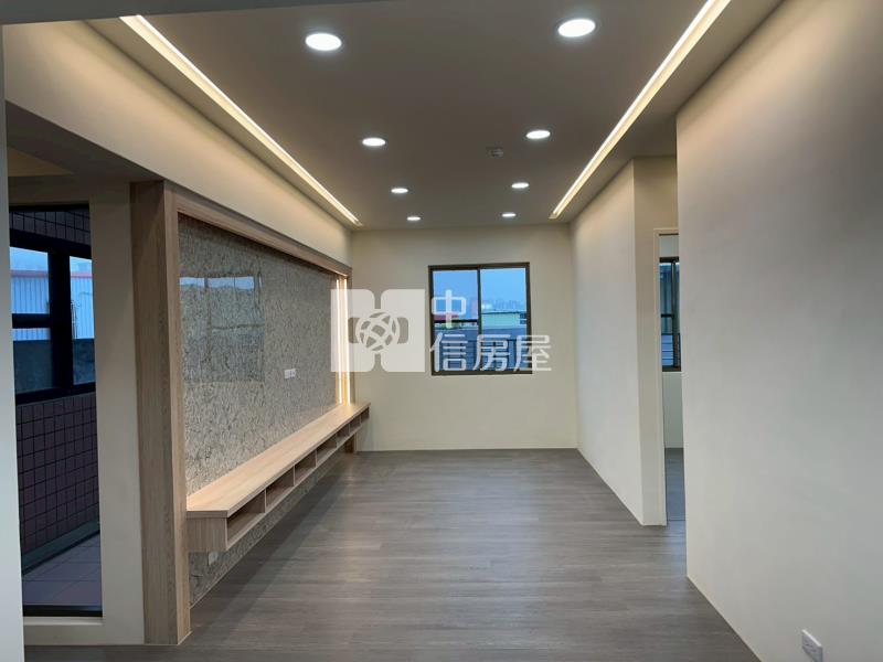 柏園貴族美三房車房屋室內格局與周邊環境