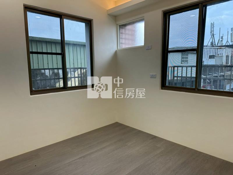 柏園貴族美三房車房屋室內格局與周邊環境