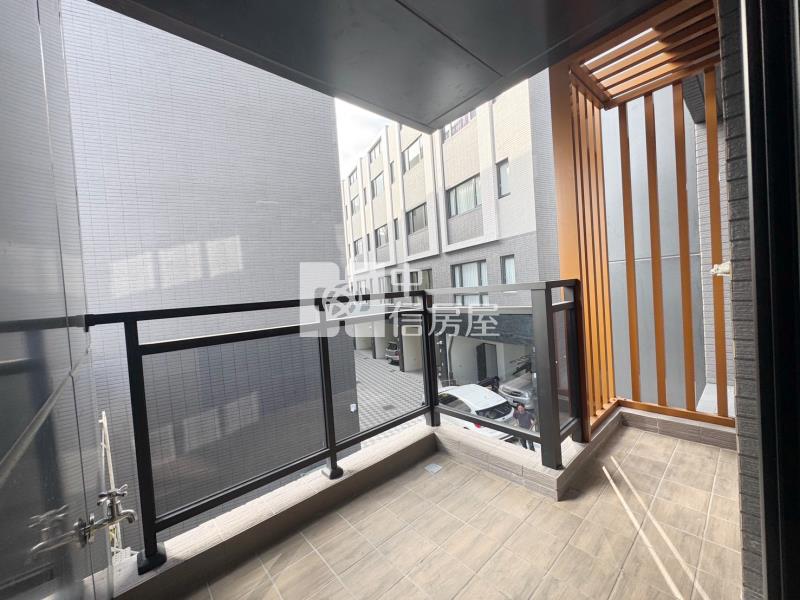 烏日全新完工別墅S2房屋室內格局與周邊環境