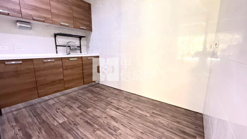 【神馬】青埔A18-曜建築店面出售房屋室內格局與周邊環境