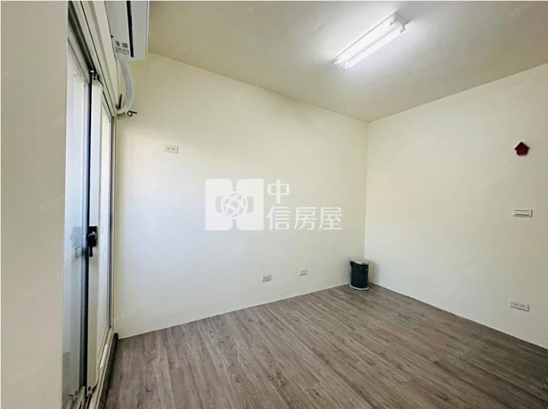 興進園道旁老爺華廈套房房屋室內格局與周邊環境