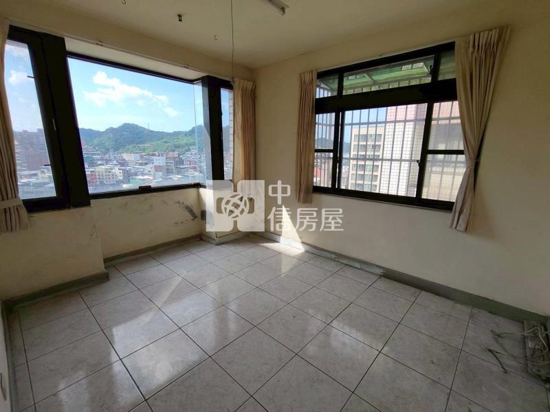 ●光華國宅前區三房房屋室內格局與周邊環境