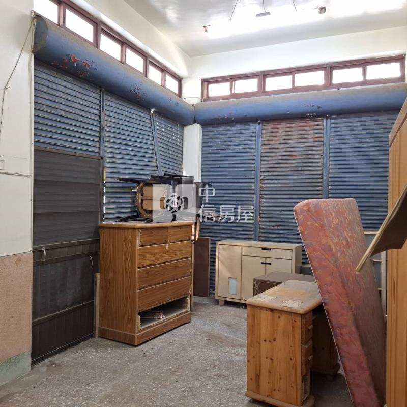 內惟美術館面寬7.5米邊間透天房屋室內格局與周邊環境