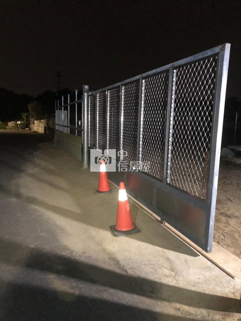 三角窗小型農地房屋室內格局與周邊環境