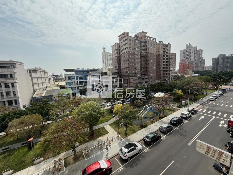 俯瞰．興進綠園道㊣3房奶油無印風美寓房屋室內格局與周邊環境