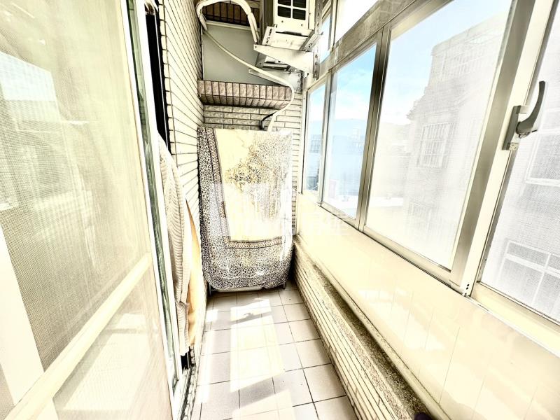 【神馬】龍潭【楊明山莊】邊間美透天房屋室內格局與周邊環境